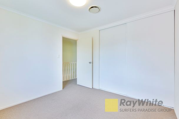 4/30 Blake Street, Southport QLD 4215 - Townhouse For Rent - $800 | Domain - Photo 1