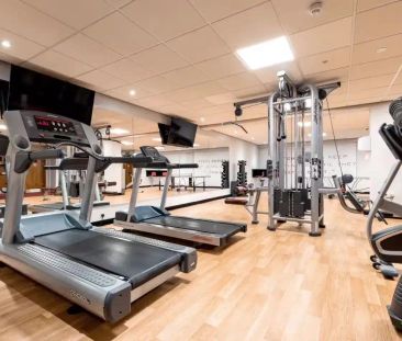 Classic + Studio - Photo 6