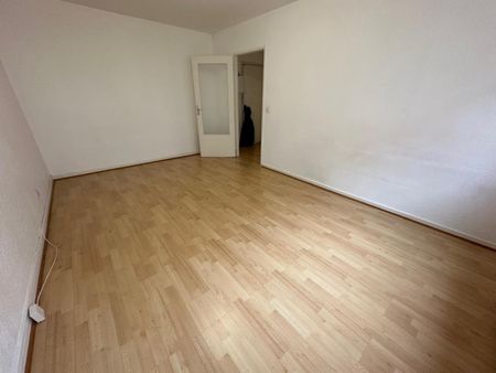 JOLI T2 DE 45.34 M² AU 1ER ETAGE AVEC ASCENSEUR - 69007 LYON PROCHE DE LA MANUFACTURE - Photo 2