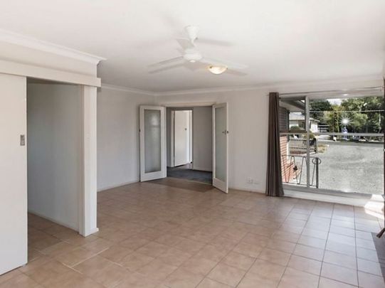 36 Morris Road, Woodend - Photo 1