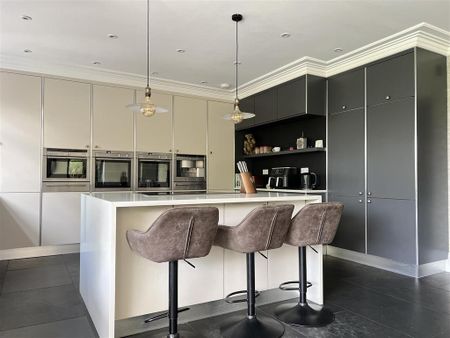 7 bedroom detached house to rent - Photo 4