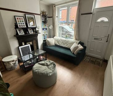 2 Bed Terraced House, Sheffield, S8 - Photo 1