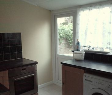 3 Bed Flat To Let - Student Accommodation Portsmouth - Photo 5