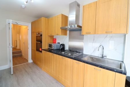 Room in a Shared House, Trundleys Road, SE8 - Photo 5