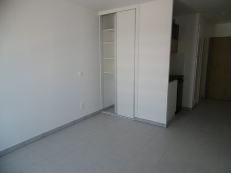 Location Appartement 1 pièce 20m² LYON 7ème - Photo 5