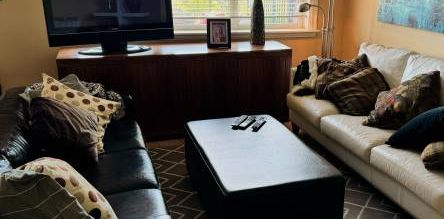 Fully Furnished Private waterfront suite 1 bedroom, 1 bathroom - Photo 2