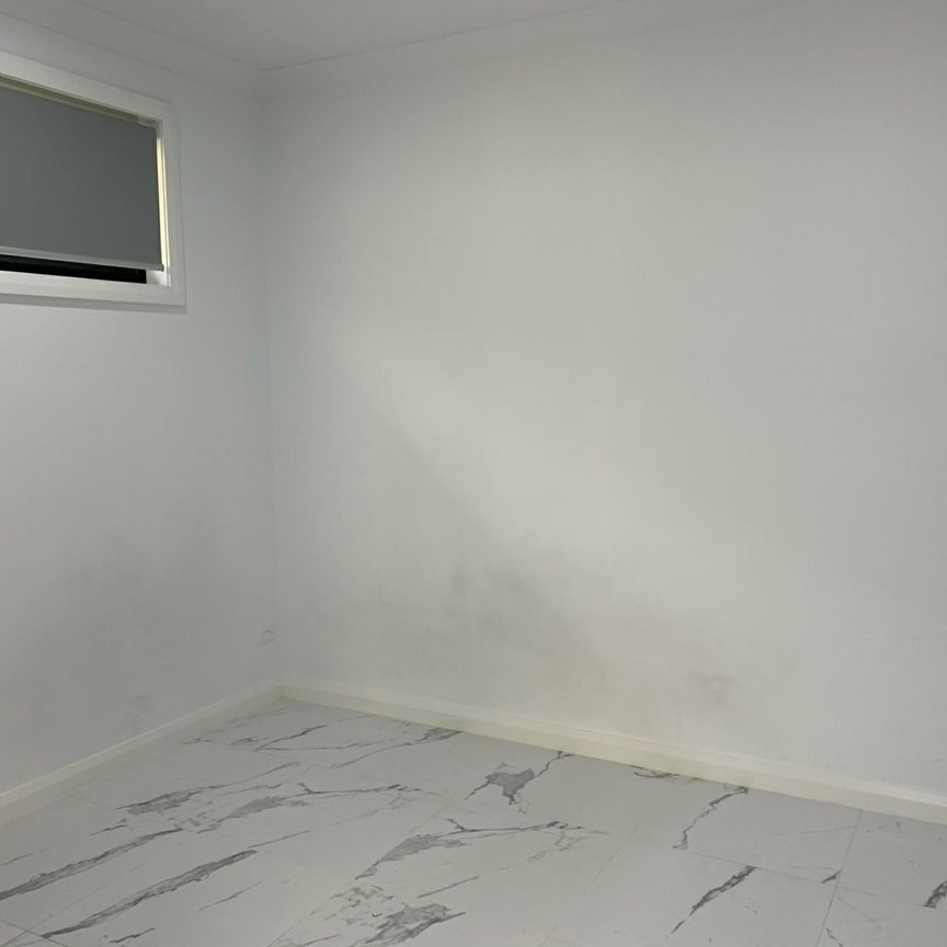Granny flat in Caddens - Photo 1