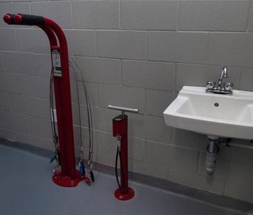 For Lease - 255 Northfield Drive Unit# 301, Waterloo, Ontario - Photo 1