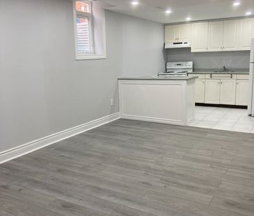 For Lease - 174 Torrance Wood, Brampton, Ontario - Photo 5