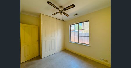 Unbeatable Convenience in a Sought-After Area - Photo 2