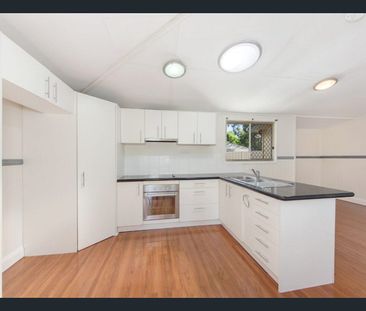 29 Boundary St, Bundamba, Qld 4304 - Photo 1