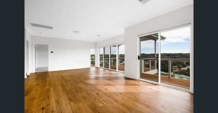 Discover your dream home in McCracken! This beautifully designed 2-storey property offers the perfect blend of comfort, style, and convenience. - Photo 2