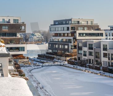 Penthouse Living - Photo 2