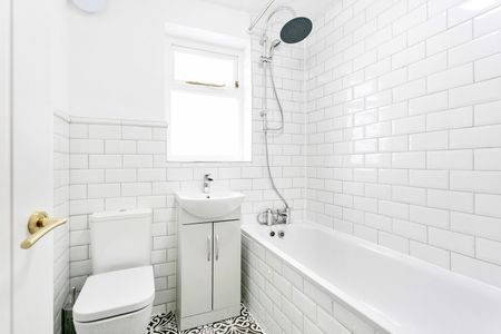 1 Bed Flat, Shirley Road, E15 - Photo 5