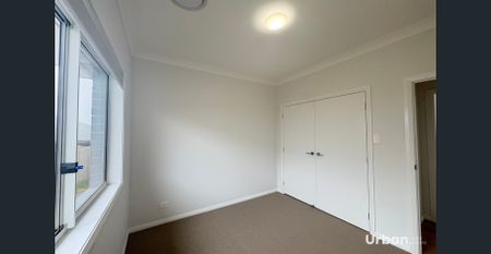 Four Bedroom Home in Huntlee for Lease! - Photo 3