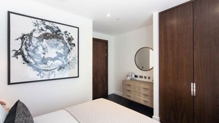 Charles Clowes Walk, Battersea, London, SW11 - Photo 3