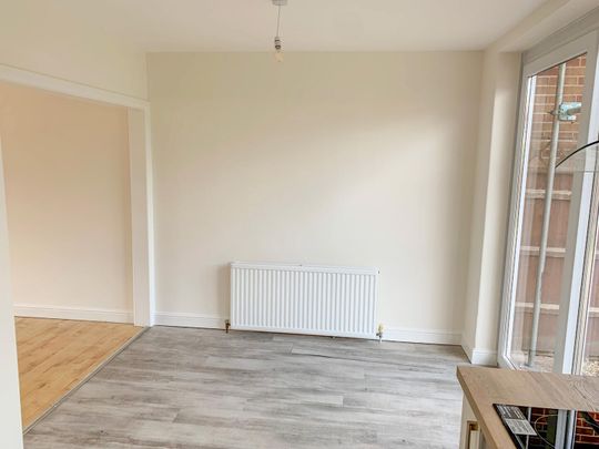 Paske Avenue - Photo 1