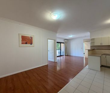 4/74-80 Woniora Road, Hurstville NSW 2220 - Apartment For Rent | Do... - Photo 5