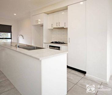 Modern 3-Bedroom Townhouse - Photo 6