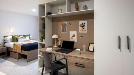 1 bedroom in a flat share to rent - Photo 4