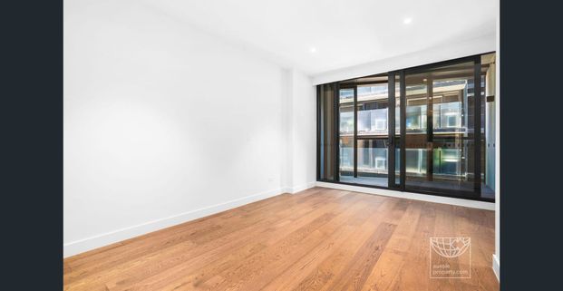 Fab Two Bedroom Apartment in Yarra One - Photo 1