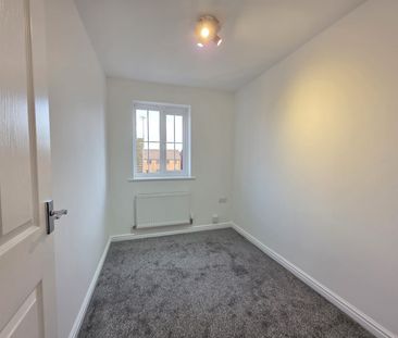 5 Bed Town House - Photo 5