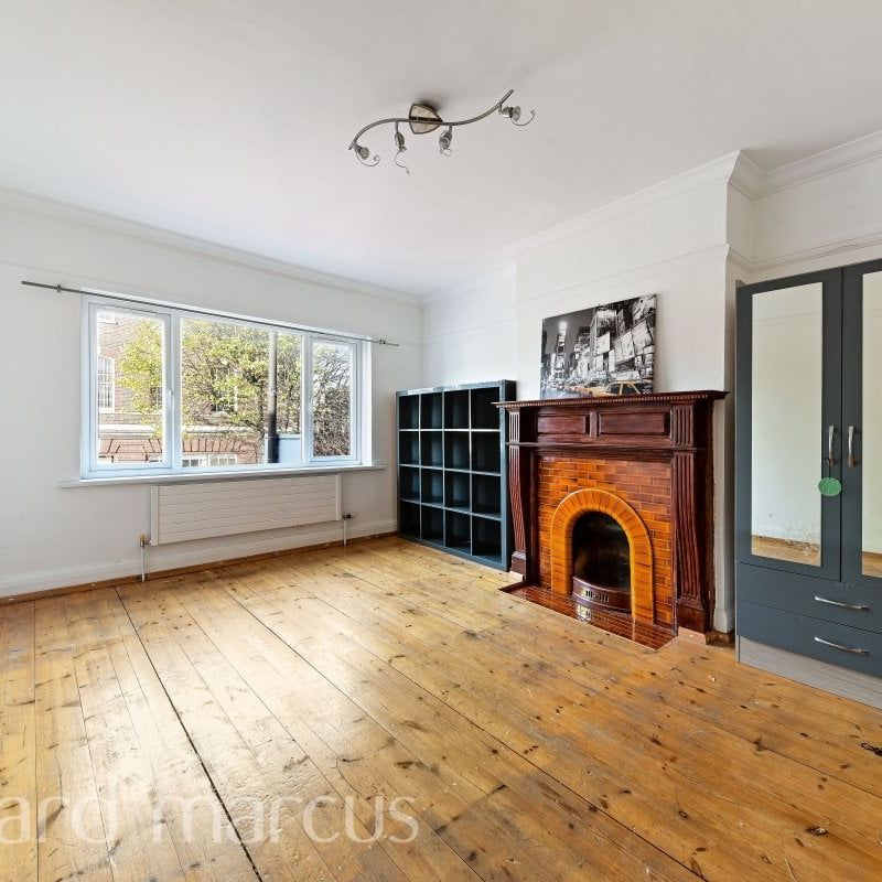 Station Road - Photo 1