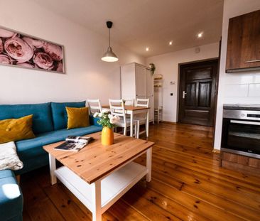 Kawalerka w centrum Bytomia 30 m² - Photo 2