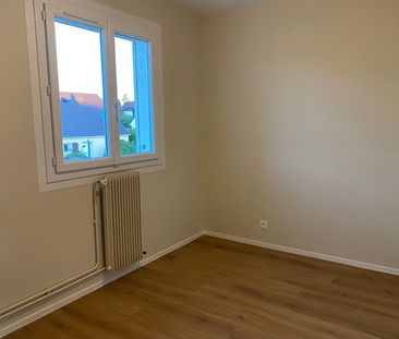Location Maison 4 pièces 89m² BIHOREL 76420 - Photo 3