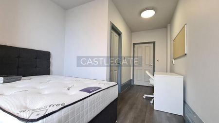 1 bedroom in a flat share to rent - Photo 5