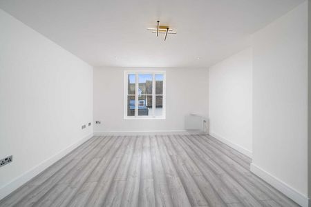 Bank Street, Braintree - Photo 3