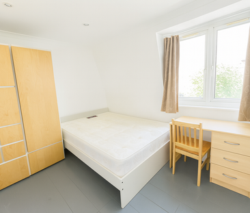 3 bedroom house share to rent - Photo 2