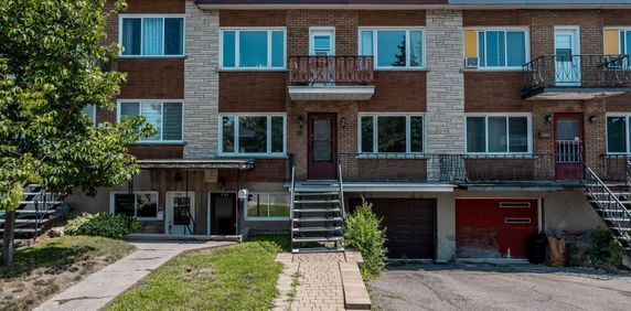 Appartement Spacieux Et Lumineux Lachine - Photo 2