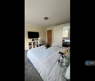 3 bedroom detached house to rent - Photo 5