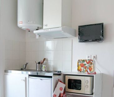 Logement à Paris, Location meublée - Photo 4