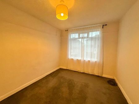 2 bed ground floor flat to rent in NE5 - Photo 2