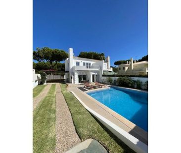 2 room luxury Semidetached House for rent in Vilamoura, Loulé, Alga... - Photo 2