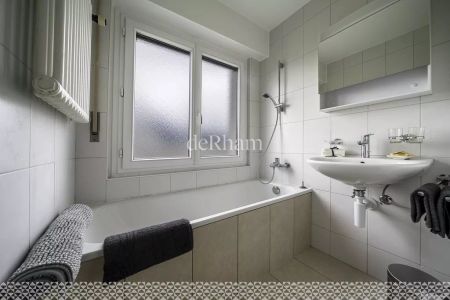 Bel appartement à proximité de toutes les commodités - Photo 5