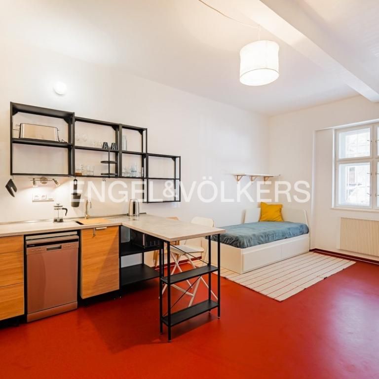 Pronájem bytu 1+kk 30 m2 - Photo 1