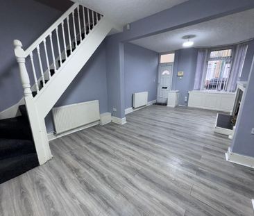 2 bedroom terraced house to rent - Photo 3