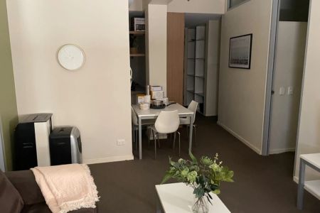 3 Bedroom Fully Furnished Apartment in the Perfect CBD Location! AVAILABLE NOW - Photo 3