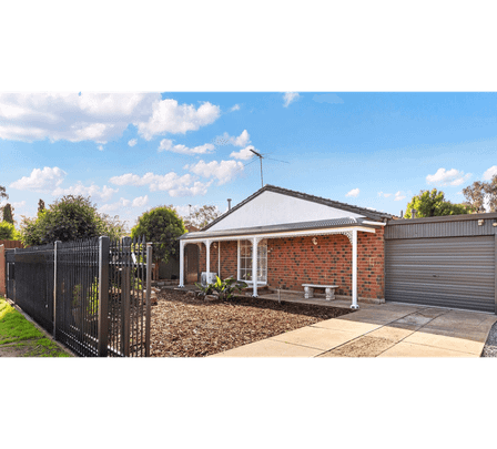10 Cavenagh Street, Elizabeth Downs, SA 5113 - Photo 1