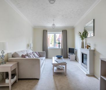 Oscar Lodge, Aylesbury - Photo 3