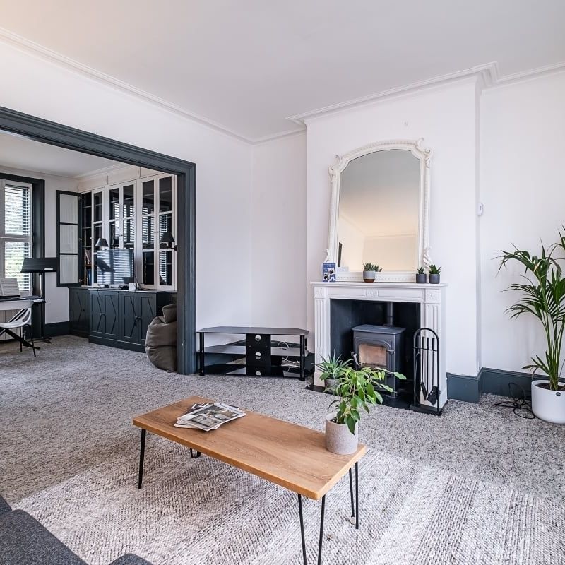 4 bedroom terraced house to rent - Photo 1