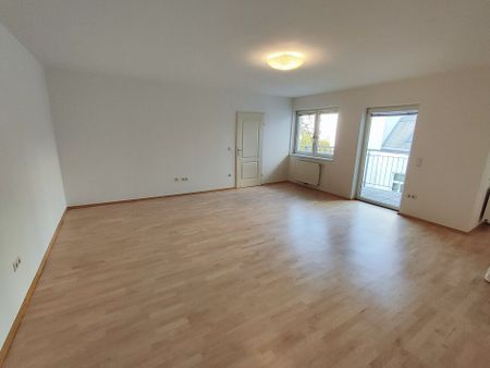 Wunderschöne ruhige Wohnung im 4.OG mit Balkon, Innenhoflage, nahe altes AKH, mit Garagenoption - Foto 2