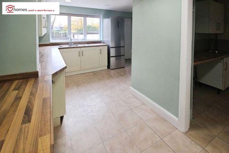 3 bedroom semi-detached house to rent - Photo 4