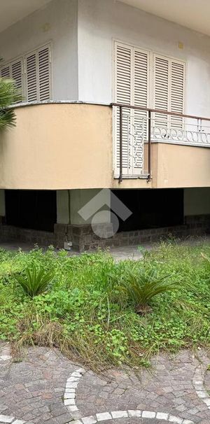 5 locali in affitto - Photo 1