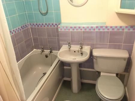 The Carousels, Burton upon Trent, DE14 - Photo 5