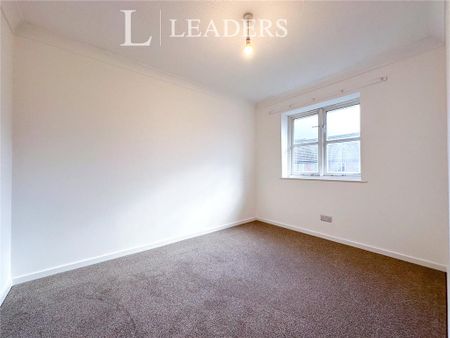 3 bedroom terraced house to rent - Photo 3