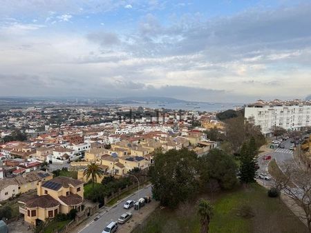 Alquiler de ático en Avenida América - Photo 3